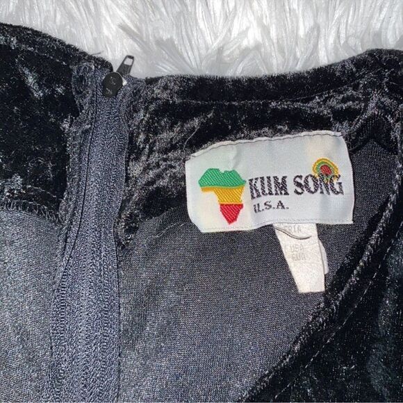 Women's Floral Print Dress by Kum Song(Size Medium) - Picture 4 of 6